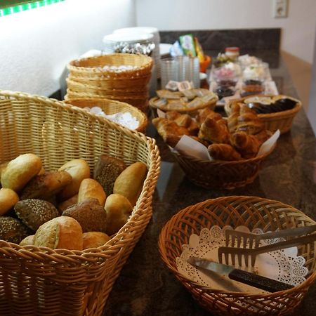 נורדייך Hotel Pension Julia מראה חיצוני תמונה