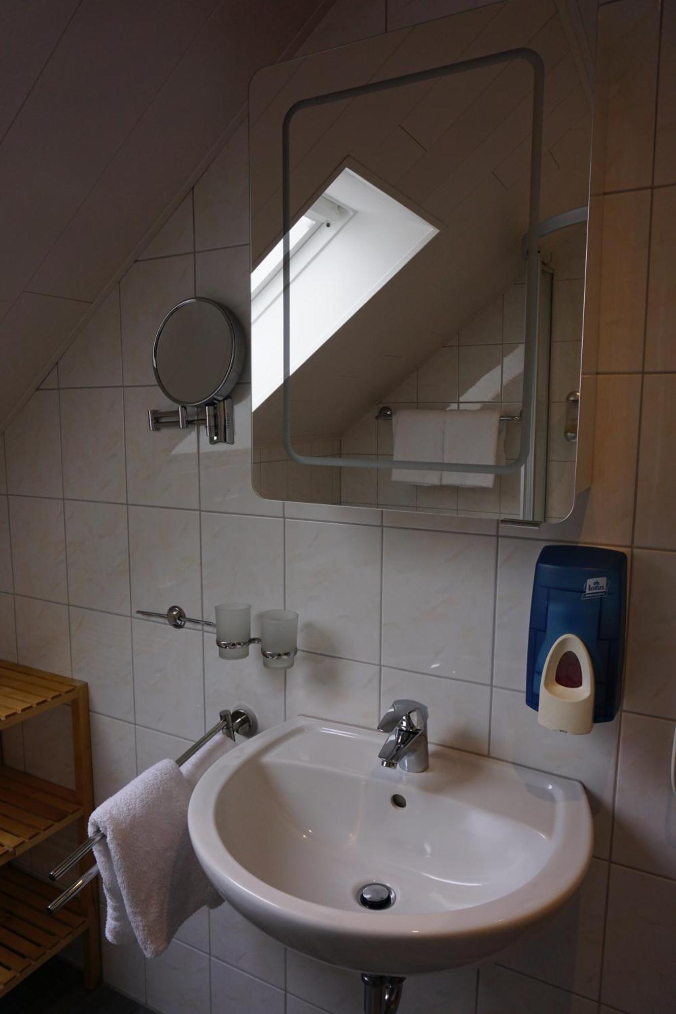 נורדייך Hotel Pension Julia מראה חיצוני תמונה