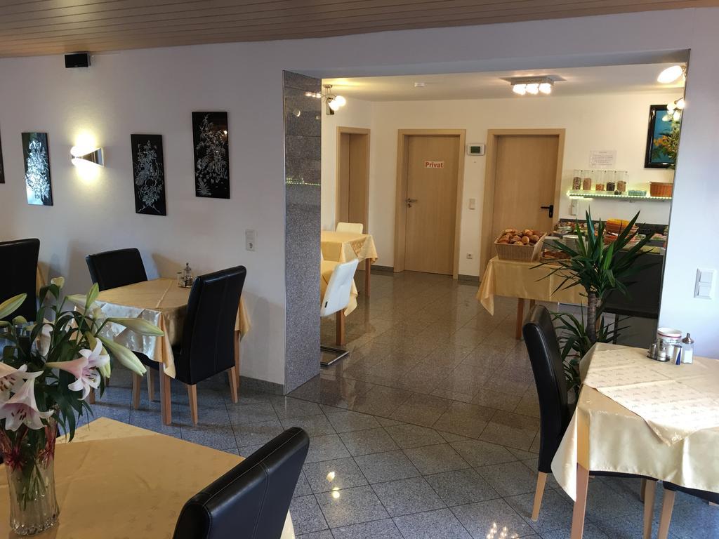 נורדייך Hotel Pension Julia מראה חיצוני תמונה